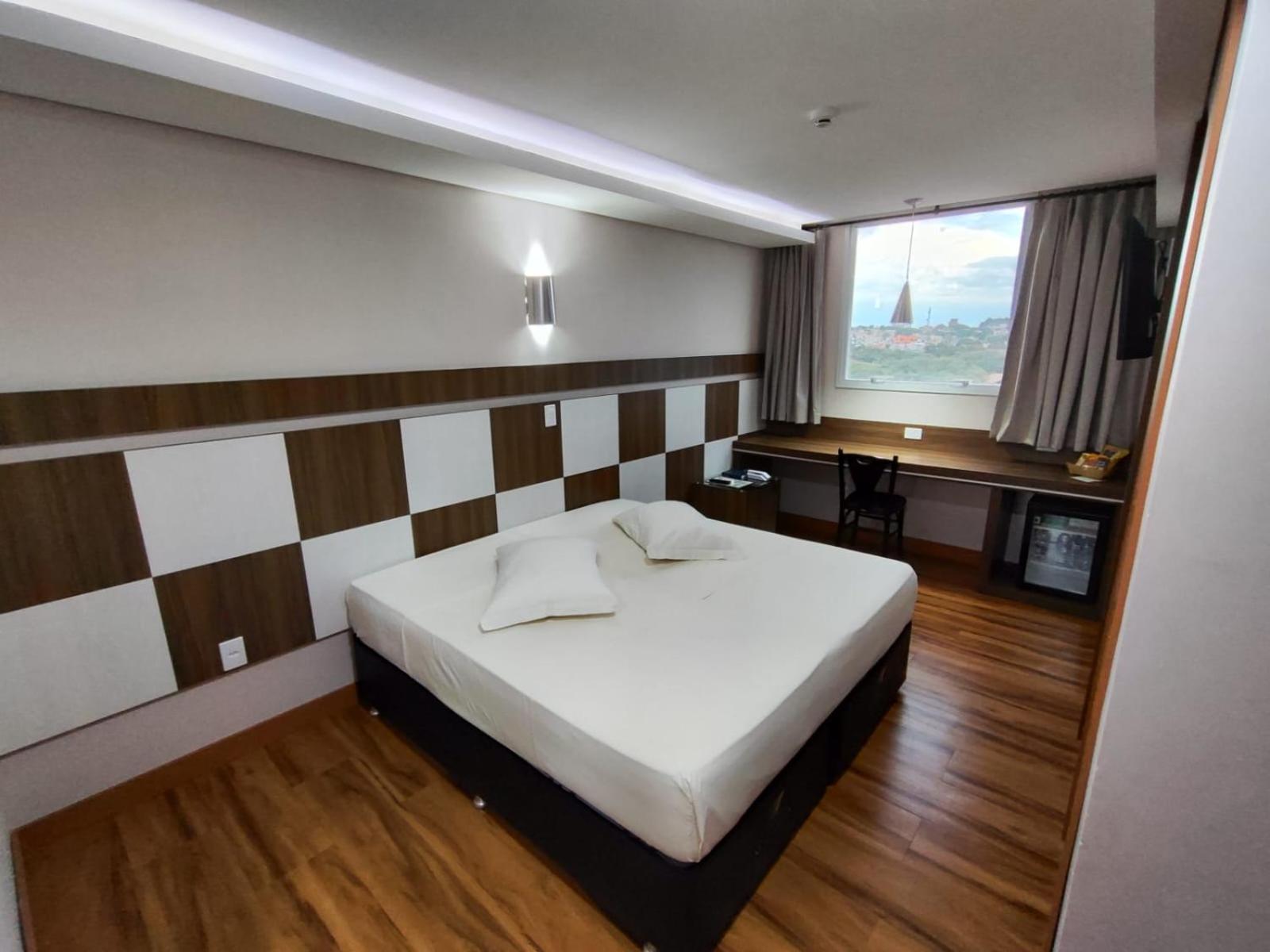 Hotel Maestro Executive Toledo Toledo  Dış mekan fotoğraf